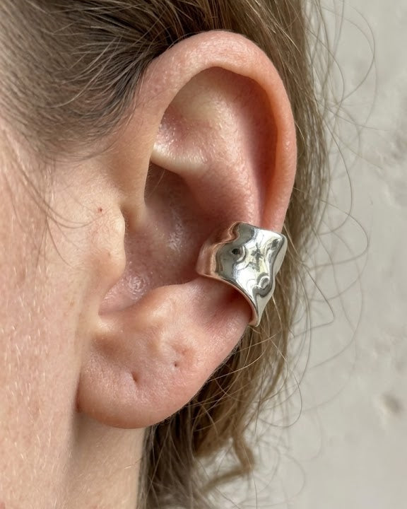 Ear cuff Relieve