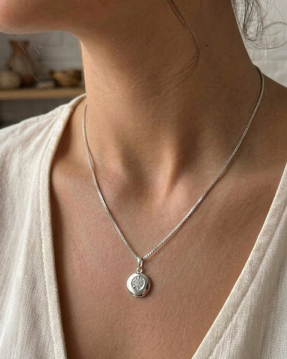 Collar Aura